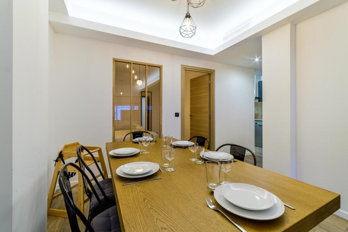 Vivez Antibes ! Logez A 6 Au Centre-Ville Екстер'єр фото